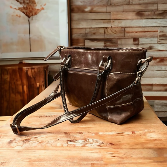 Giani Bernini Handle & Adjustable Latch Off Crossbody Strap Genuine Leather Bag! - Picture 8 of 16
